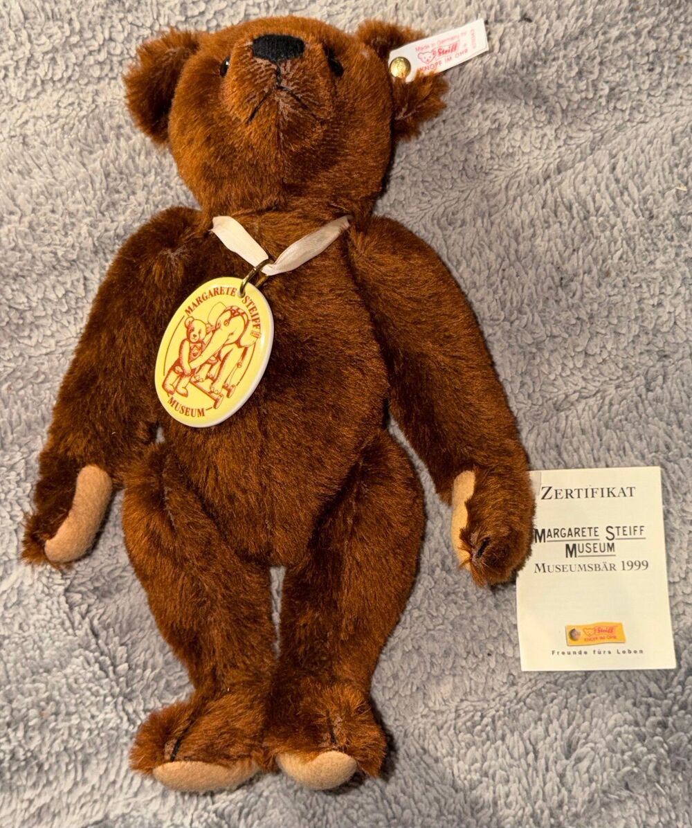 vintage 1999 Margarete Steiff Museum Teddy Bear
